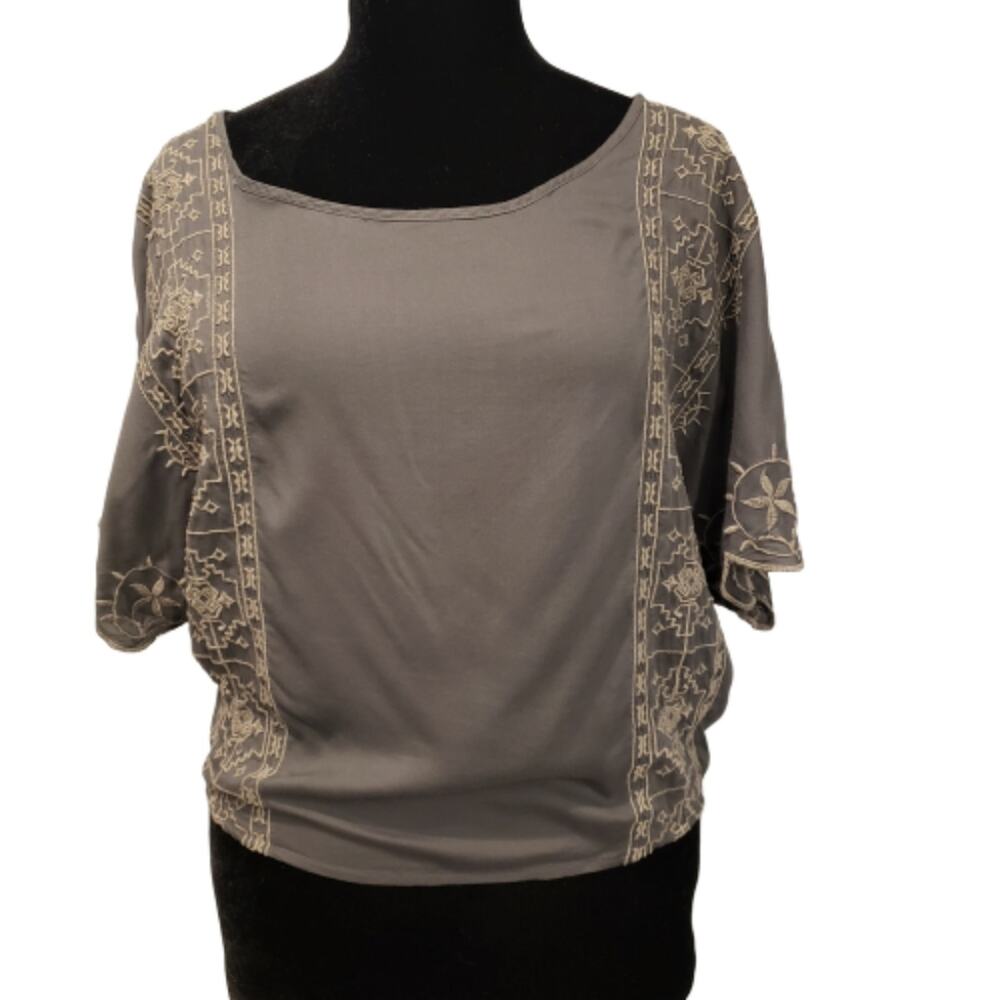 American Eagle Outfitters AEO Embroidered Gray Dolman Sleeve Blouse Medium Top